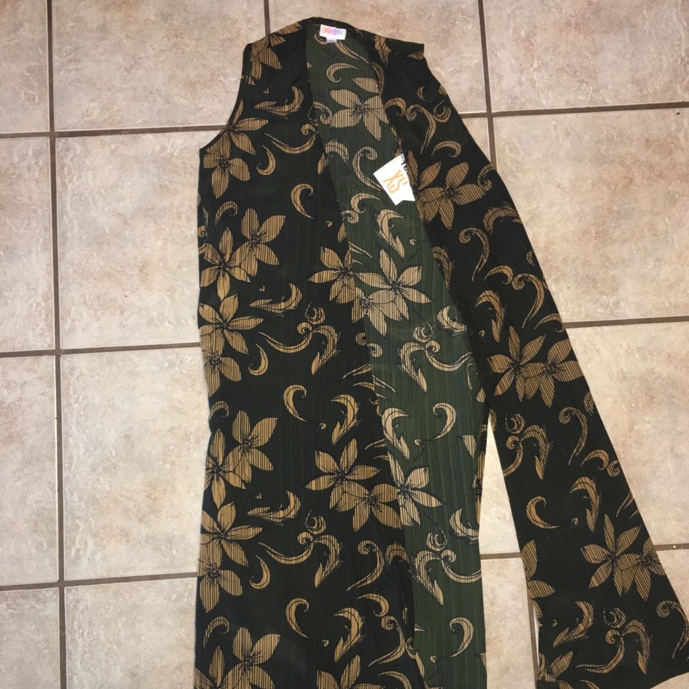 🖤5/$10 Lularoe Joy long Coverup